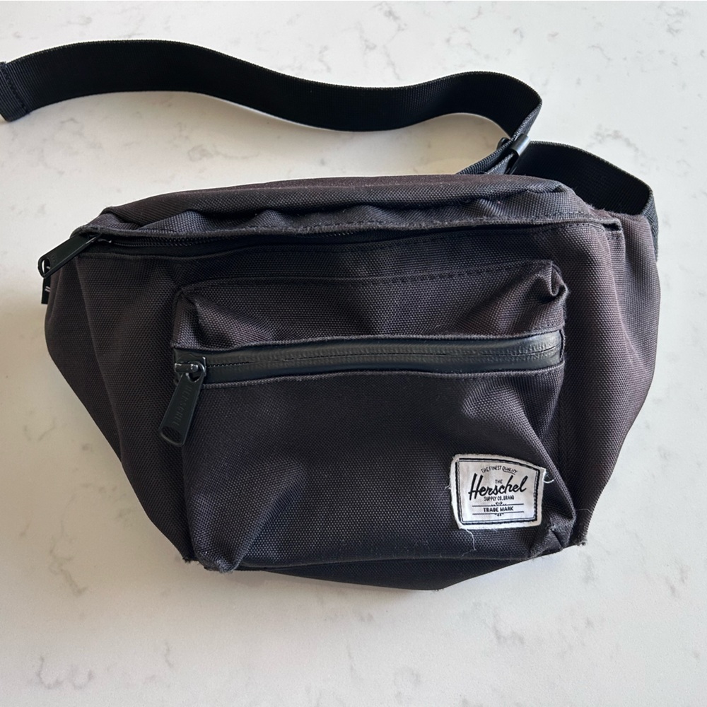 Herschel Supply Company Charcoal Belt Bag - Picture 1 of 3